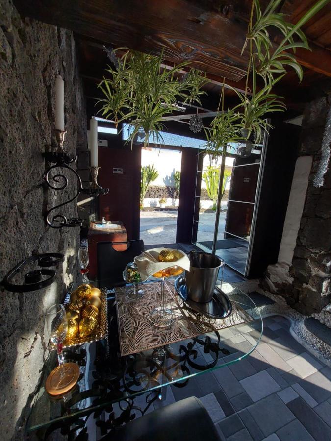 Aloelux Villa ! - Private Villa With Jacuzzi, Cinema ,Massage ,Wonderful View, Art Desing Villa Conil Exterior photo