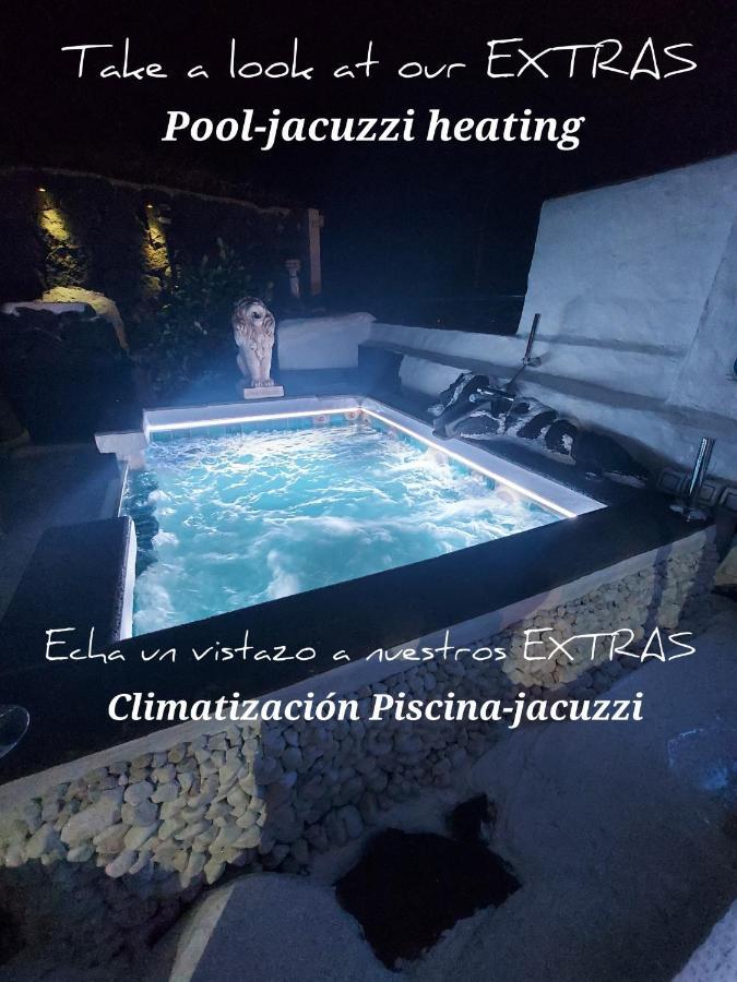 Aloelux Villa ! - Private Villa With Jacuzzi, Cinema ,Massage ,Wonderful View, Art Desing Villa Conil Exterior photo